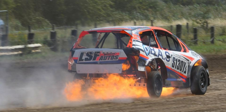 Racing photograph for Tommo Turns Up The Heat At Sunny Spalding!!